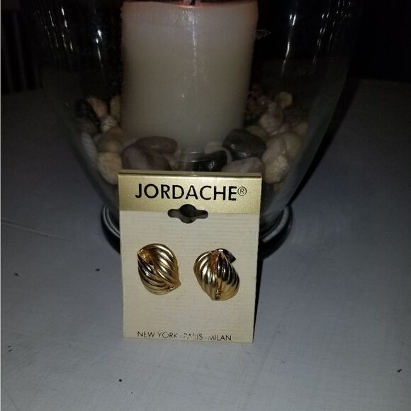 Vintage Jordache Clip On earrings never worn - Picture 5 of 10